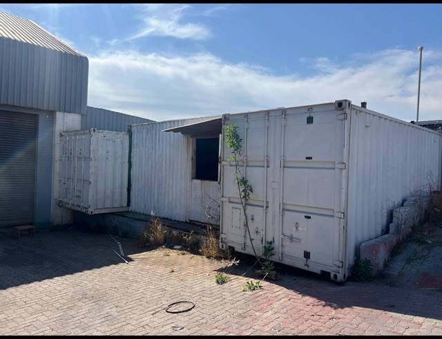 4,119M² WAREHOUSE FOR SALE IN DELPORTON